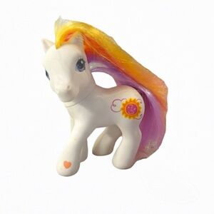 My Little Pony Sunny Daze G3 White Pony Rainbow Hair Hasbro Figure